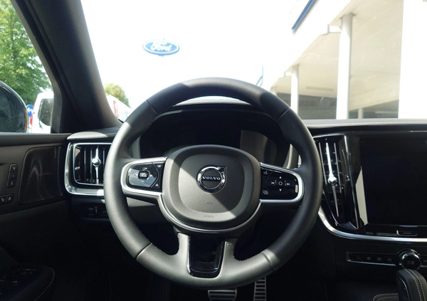 Volvo S60 cena 229900 przebieg: 38882, rok produkcji 2022 z Bielsk Podlaski małe 781